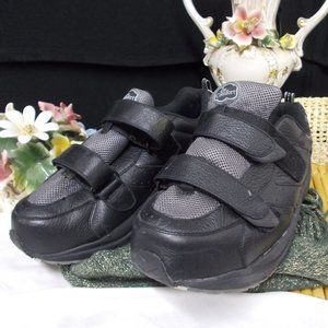 Dr. Comfort Winner-X- Men's Therapeutic Diabetic